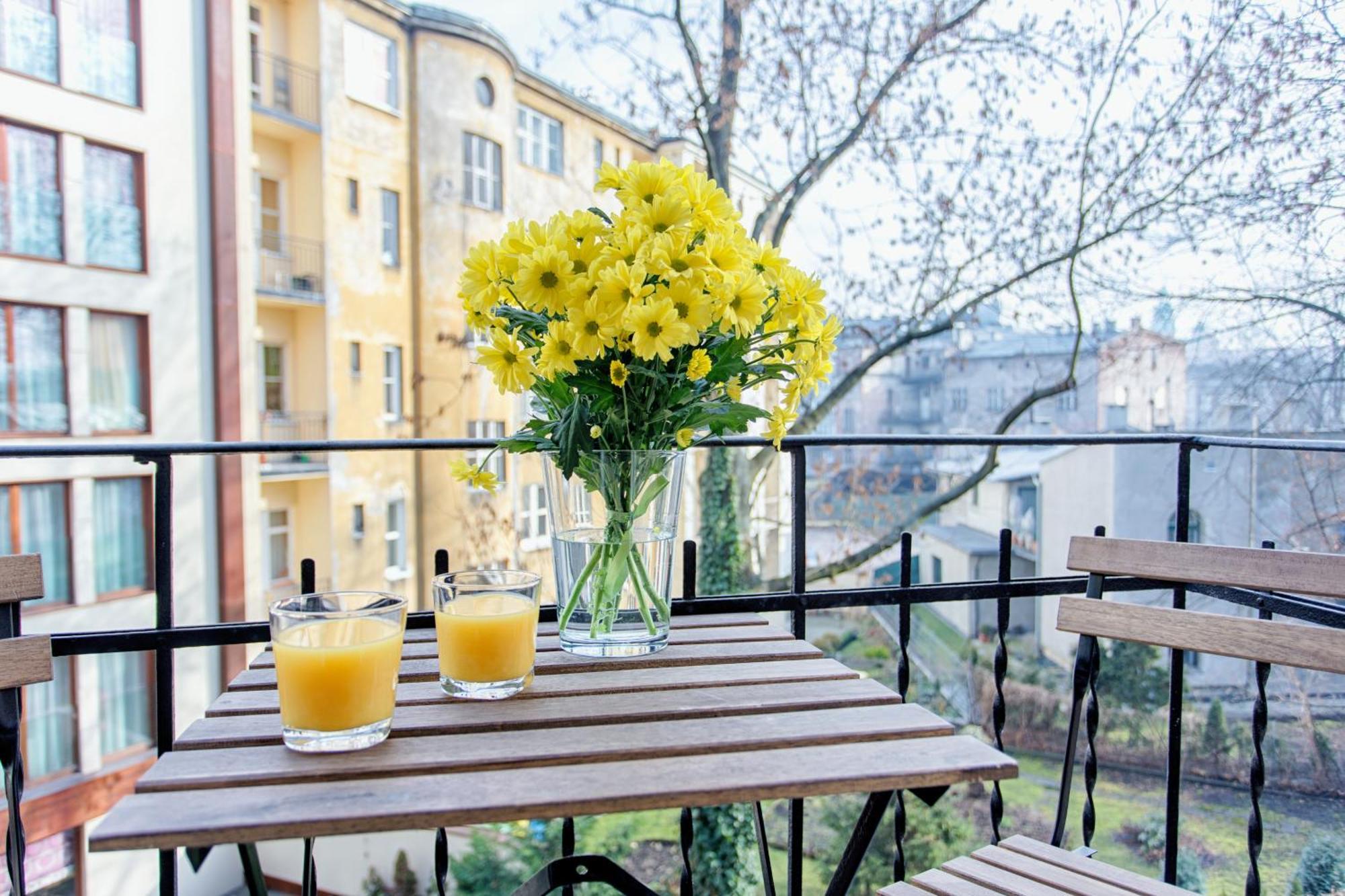 Tyzenhauz Apartments Wawel Krakow Luaran gambar